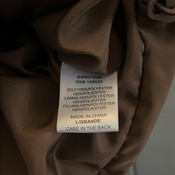 Cropped Brown Puffer Vest - Picture 3 of 5